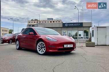 Седан Tesla Model 3 2022 в Києві