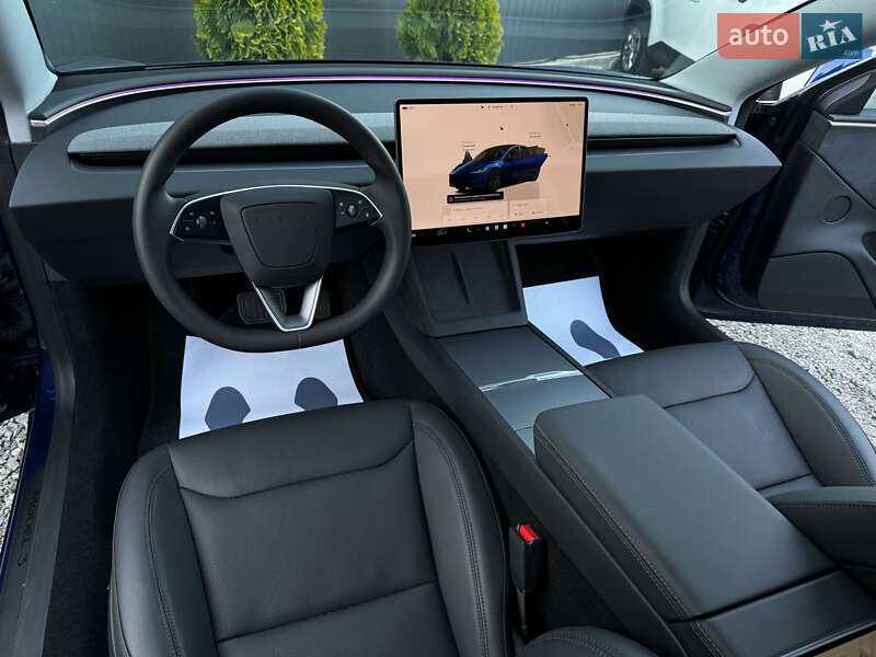 Седан Tesla Model 3 2024 в Одесі