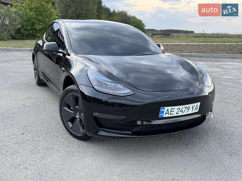 Седан Tesla Model 3 2021 в Днепре