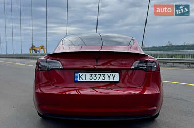 Седан Tesla Model 3 2019 в 