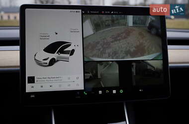 Седан Tesla Model 3 2018 в 