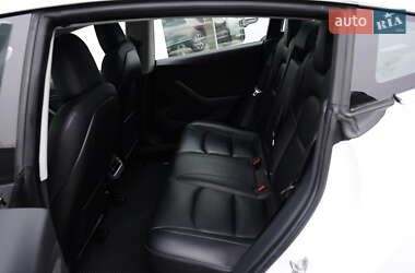Седан Tesla Model 3 2018 в 
