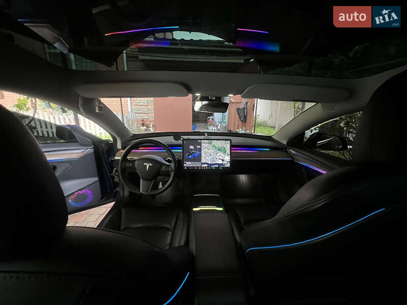 Седан Tesla Model 3 2021 в Києві