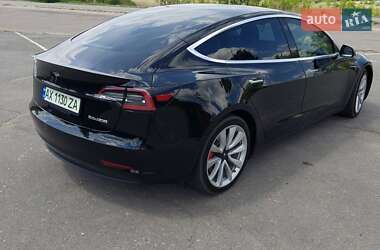 Седан Tesla Model 3 2019 в 