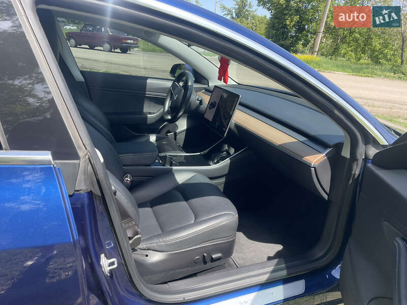 Седан Tesla Model 3 2019 в Кривом Роге фото 12 Седан Tesla Model 3 2019 в Кривом Роге