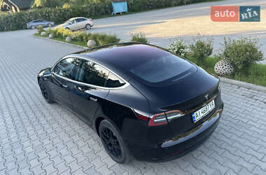 Седан Tesla Model 3 2018 в 