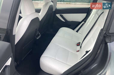 Седан Tesla Model 3 2018 в 