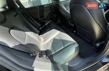 Седан Tesla Model 3 2018 в 