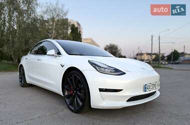 Седан Tesla Model 3 2019 в Харькове