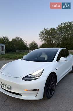 Седан Tesla Model 3 2019 в Харькове