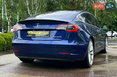 Седан Tesla Model 3 2019 в 