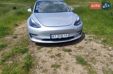 Седан Tesla Model 3 2018 в 