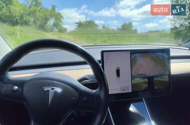 Седан Tesla Model 3 2018 в 