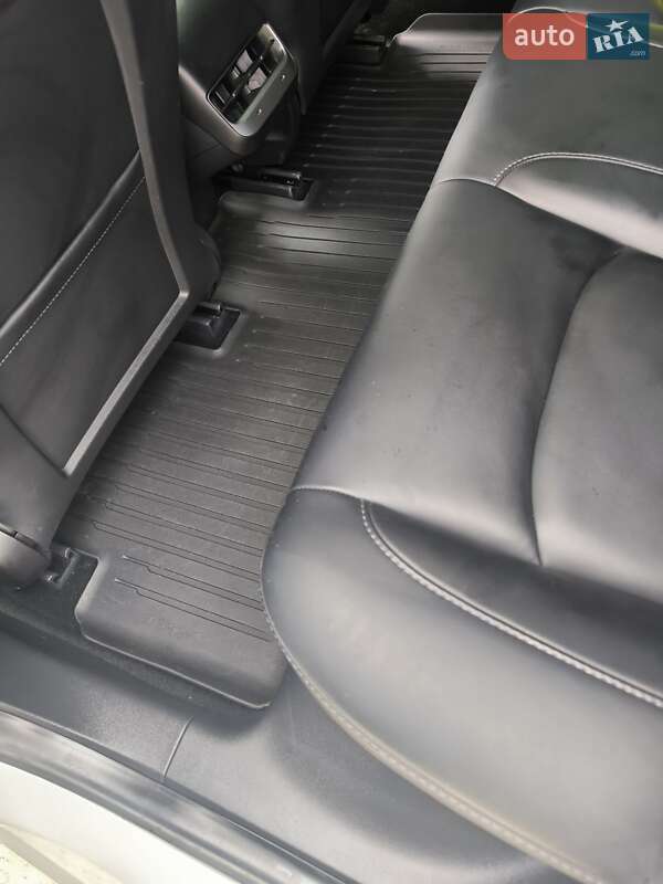 Седан Tesla Model 3 2021 в Бережанах фото 14 Седан Tesla Model 3 2021 в Бережанах