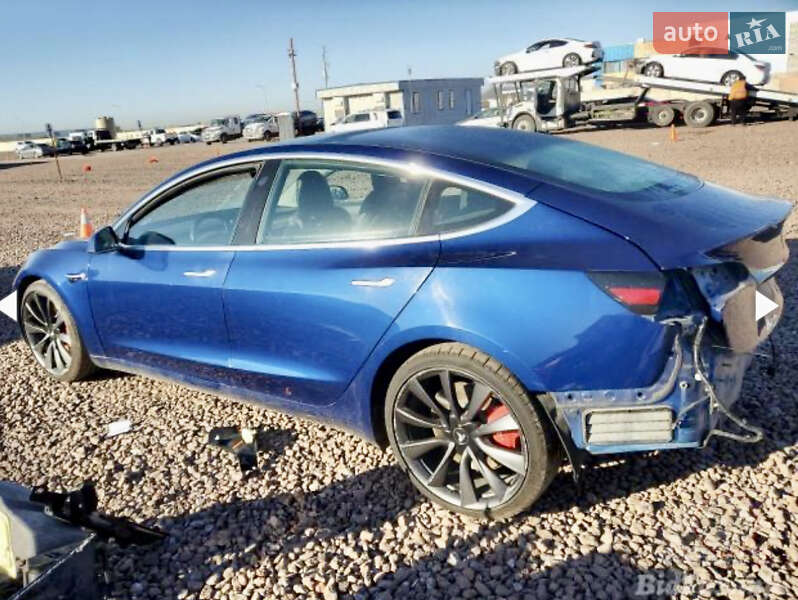 Седан Tesla Model 3 2020 в Ужгороде фото 29 Седан Tesla Model 3 2020 в Ужгороде
