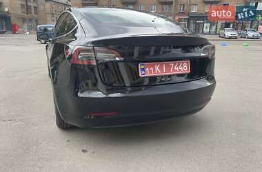 Седан Tesla Model 3 2020 в 