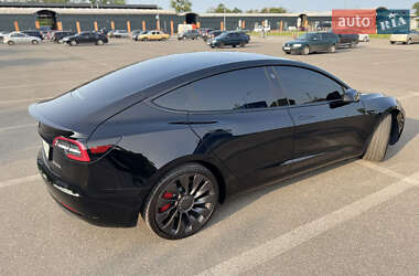 Седан Tesla Model 3 2020 в 