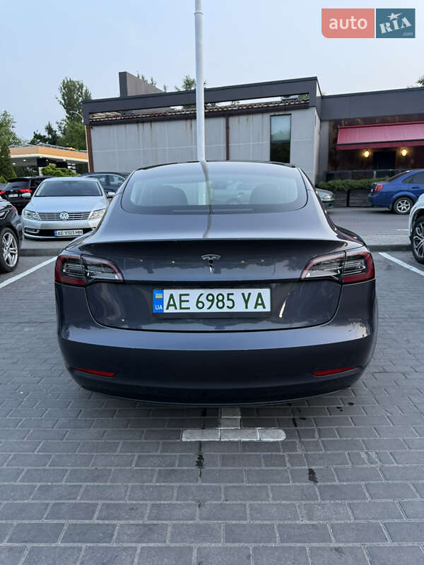 Седан Tesla Model 3 2023 в Днепре фото 5 Седан Tesla Model 3 2023 в Днепре
