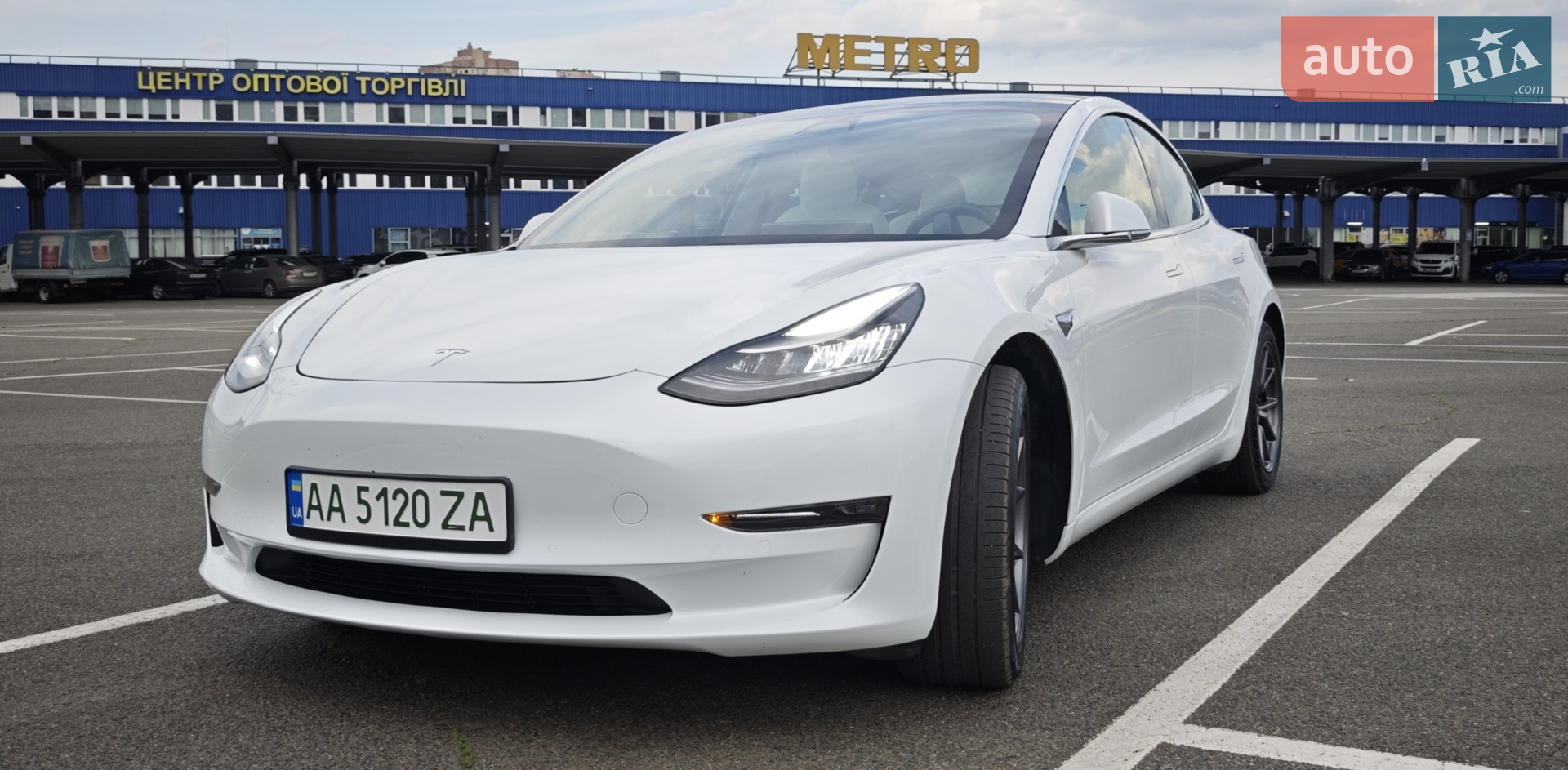 2020 Tesla Model 3 - мініатюра 3