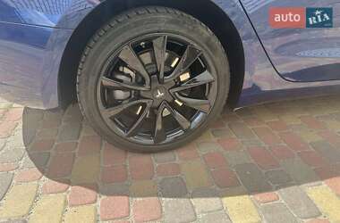 Седан Tesla Model 3 2018 в Киеве
