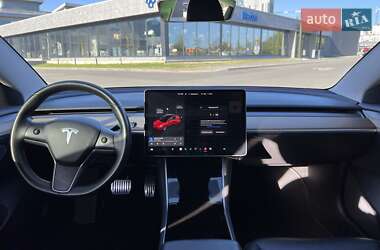 Седан Tesla Model 3 2018 в 