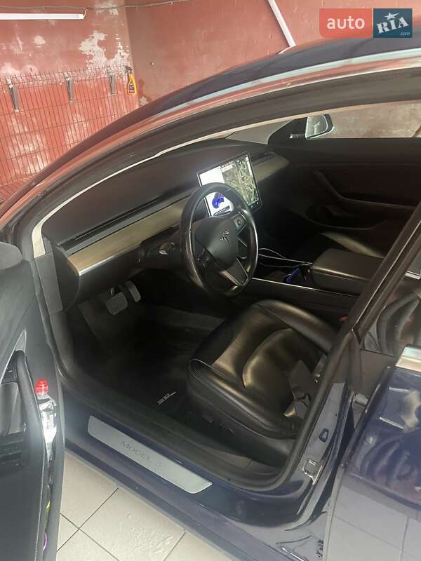 Седан Tesla Model 3 2017 в Харкові