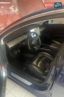 Седан Tesla Model 3 2017 в 