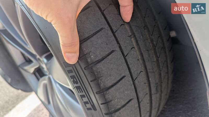 Седан Tesla Model 3 2020 в Днепре