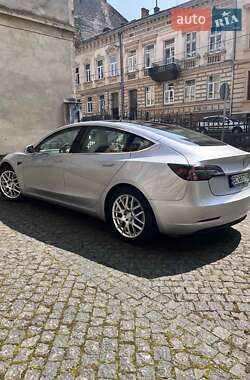 Седан Tesla Model 3 2018 в 