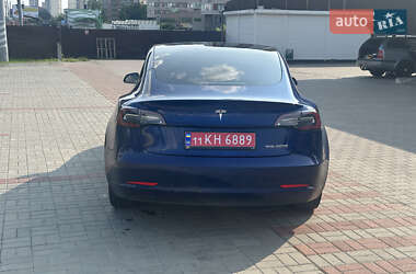 Седан Tesla Model 3 2019 в 