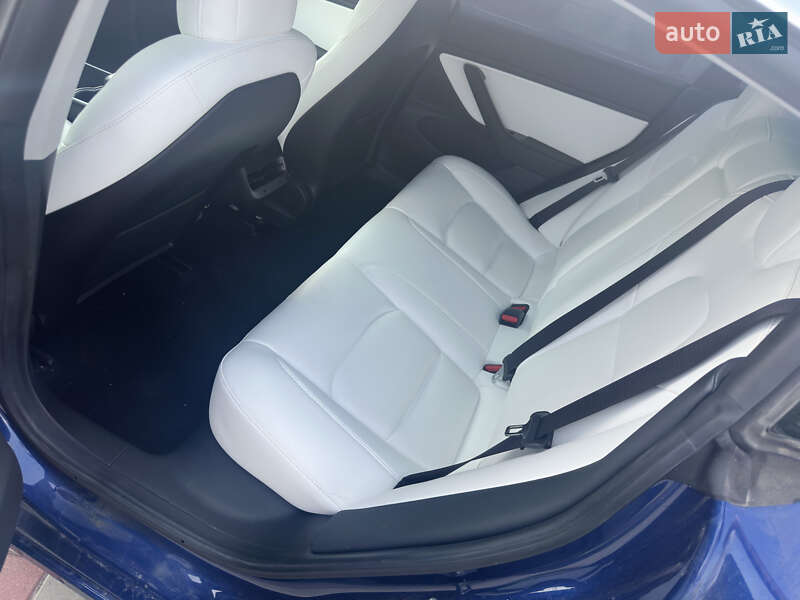 Седан Tesla Model 3 2019 в Киеве фото 10 Седан Tesla Model 3 2019 в Киеве