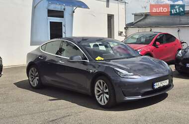 Седан Tesla Model 3 2018 в Киеве