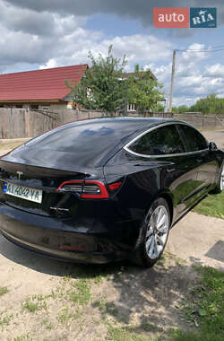 Седан Tesla Model 3 2019 в 