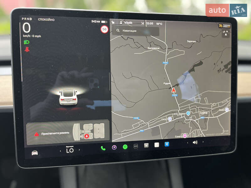 Седан Tesla Model 3 2022 в Самборі