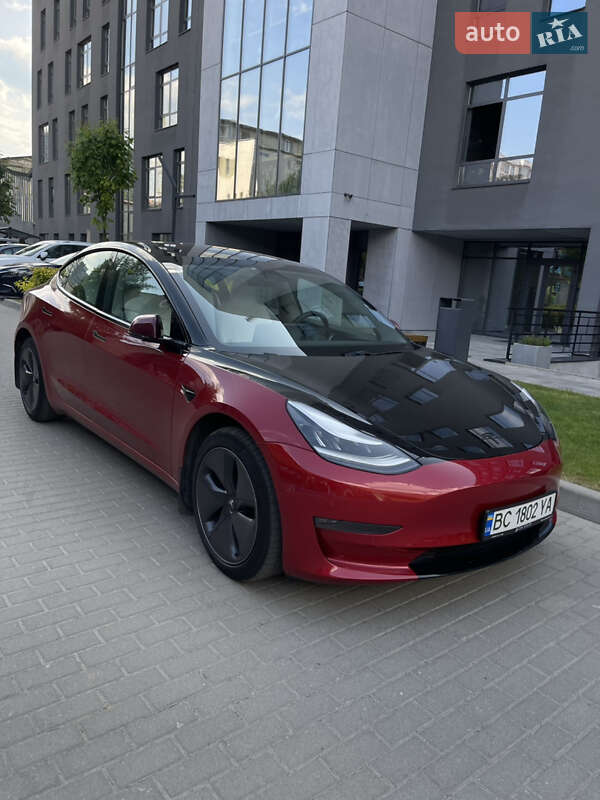 Tesla Model 3 2019