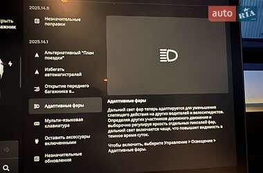 Седан Tesla Model 3 2023 в Житомире