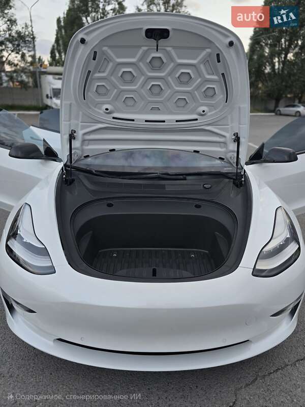Седан Tesla Model 3 2019 в Дніпрі фото 10 Седан Tesla Model 3 2019 в Дніпрі