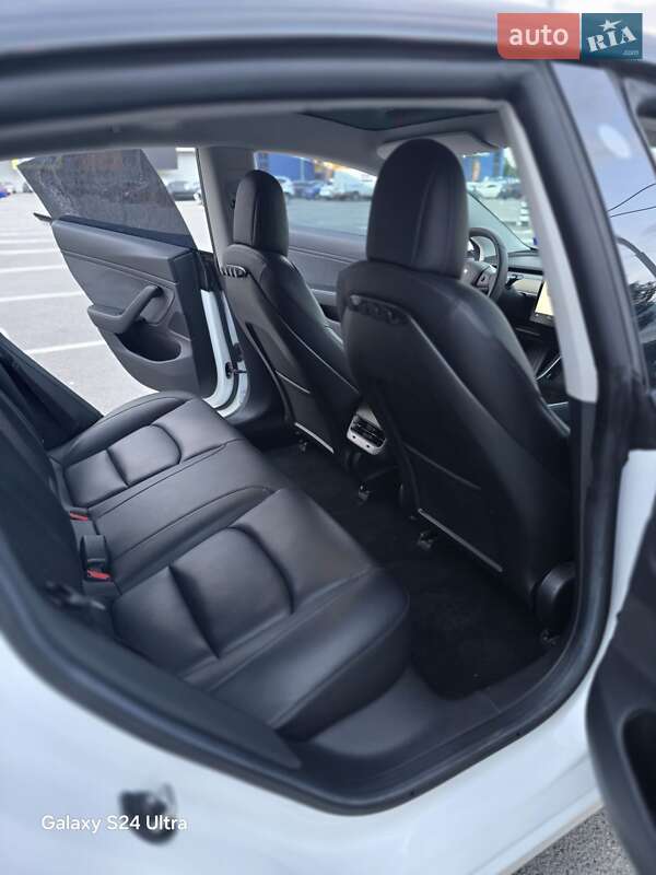 Седан Tesla Model 3 2019 в Дніпрі фото 13 Седан Tesla Model 3 2019 в Дніпрі