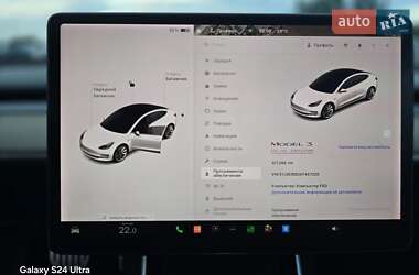 Седан Tesla Model 3 2019 в 