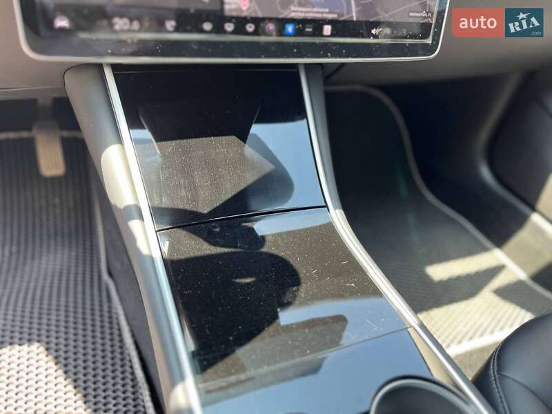 Седан Tesla Model 3 2018 в Виннице фото 26 Седан Tesla Model 3 2018 в Виннице