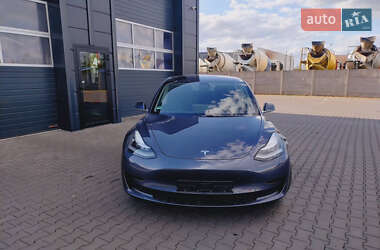 Седан Tesla Model 3 2019 в Баранинцах