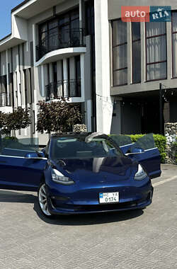Седан Tesla Model 3 2018 в 