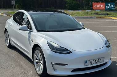Седан Tesla Model 3 2019 в Киеве