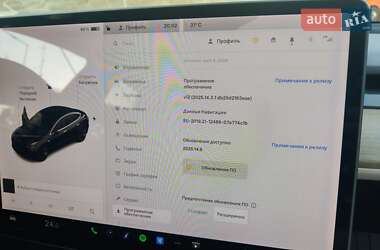 Седан Tesla Model 3 2019 в 