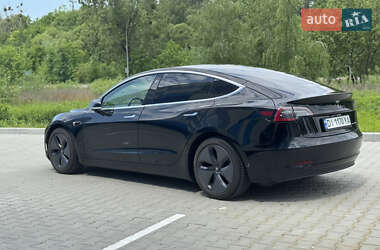 Седан Tesla Model 3 2019 в 