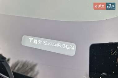 Седан Tesla Model 3 2021 в 