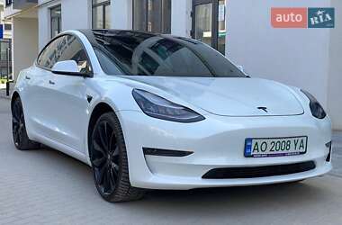 Седан Tesla Model 3 2019 в 