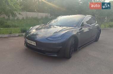 Седан Tesla Model 3 2018 в Житомирі