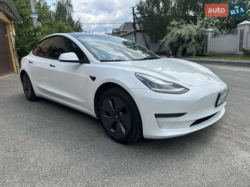 Седан Tesla Model 3 2023 в Киеве фото 5 Седан Tesla Model 3 2023 в Киеве