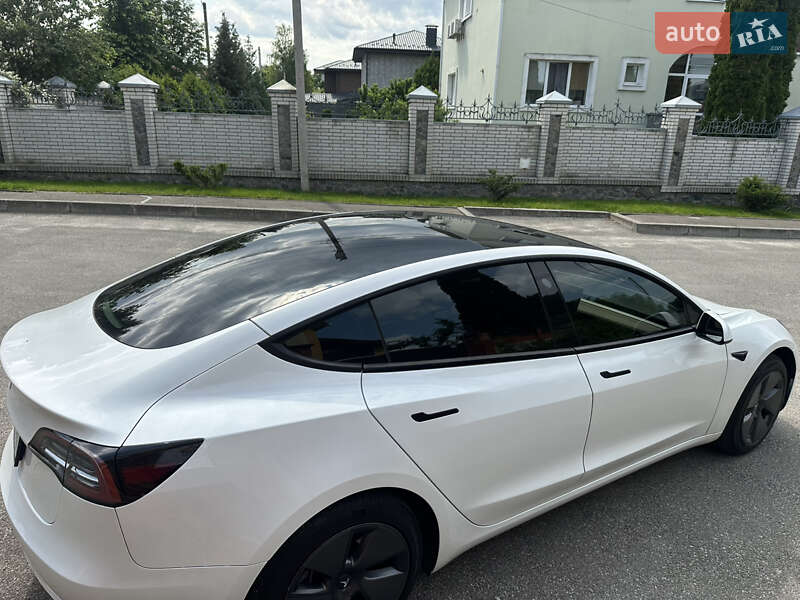 Седан Tesla Model 3 2023 в Киеве фото 15 Седан Tesla Model 3 2023 в Киеве